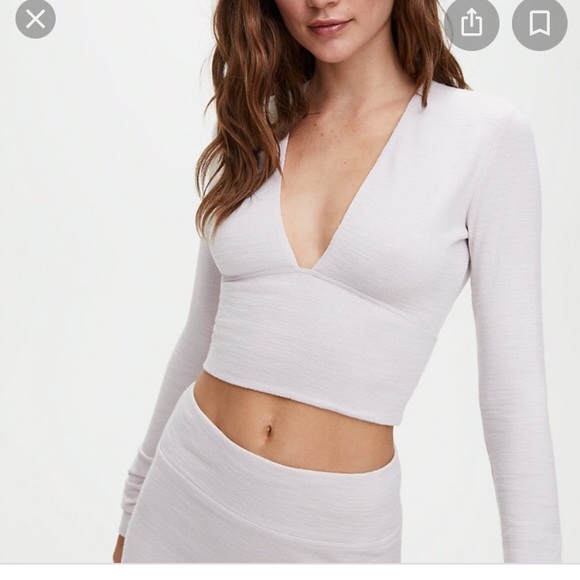 Wilfred Free Deep V Crop Long Sleeve - Picture 3 of 3